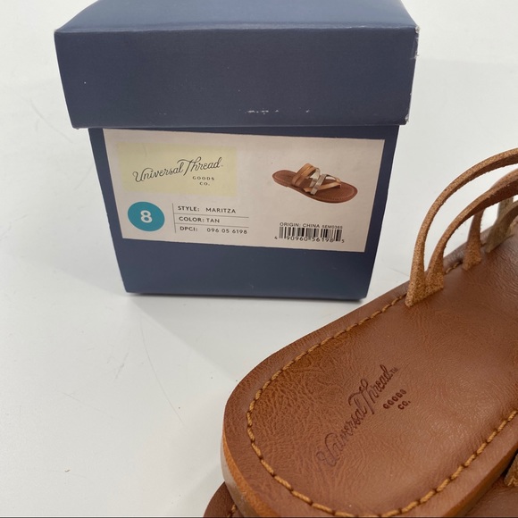 Universal Thread Maritza Tan & Metallic Sandals - Picture 4 of 8